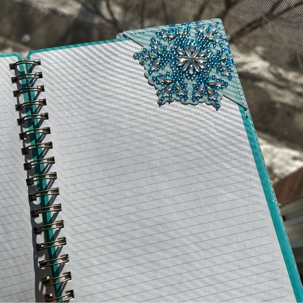 Diamond Art SNOWFLAKE 03 Corner Bookmark, Blue, White, Sparkly, Bling - Picture 17 of 17